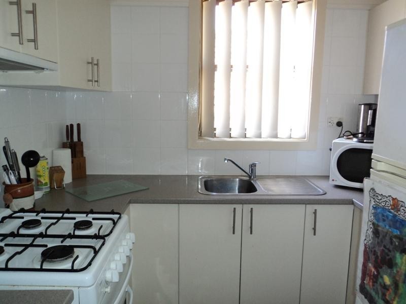 39 Waples Road, Unanderra NSW 2526