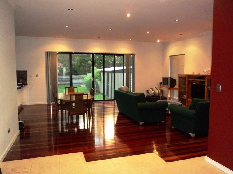 16 Porter Street, North Wollongong NSW 2500