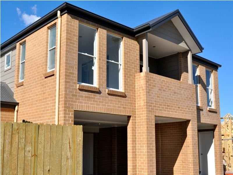 7 Curramore Terrace, Tullimbar NSW 2527