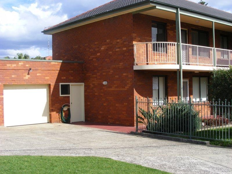 4/1 Olympic Boulevard, Port Kembla NSW 2505