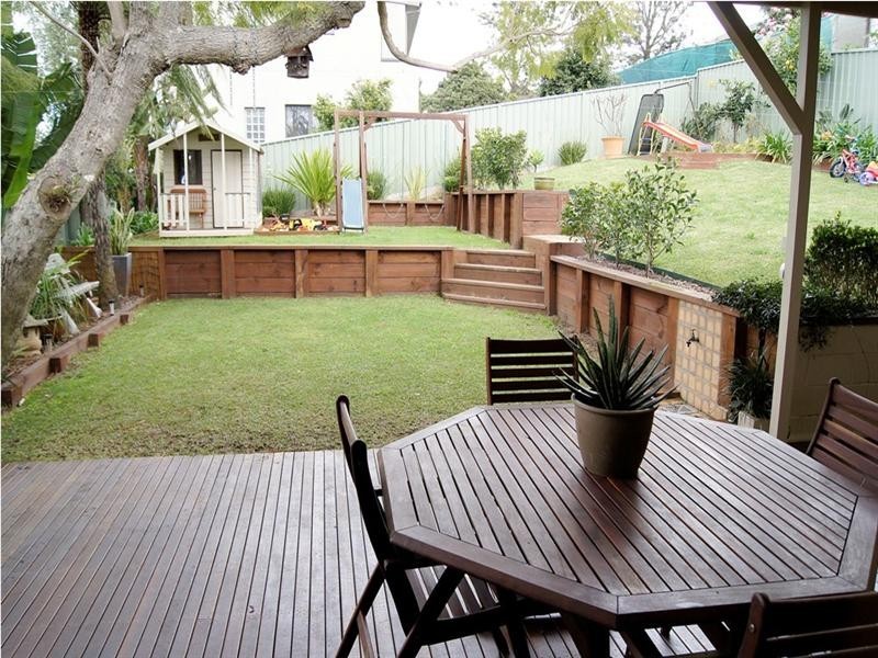 31 Bellevue Road, Figtree NSW 2525