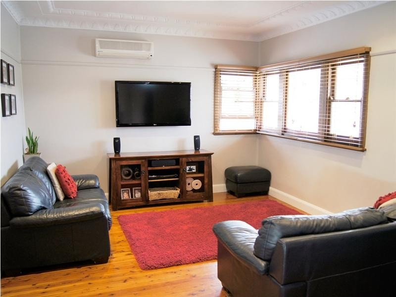 31 Bellevue Road, Figtree NSW 2525