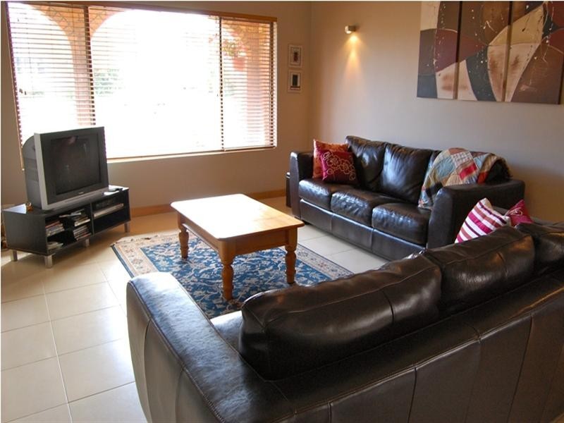 35 Charles Road, Fernhill NSW 2519