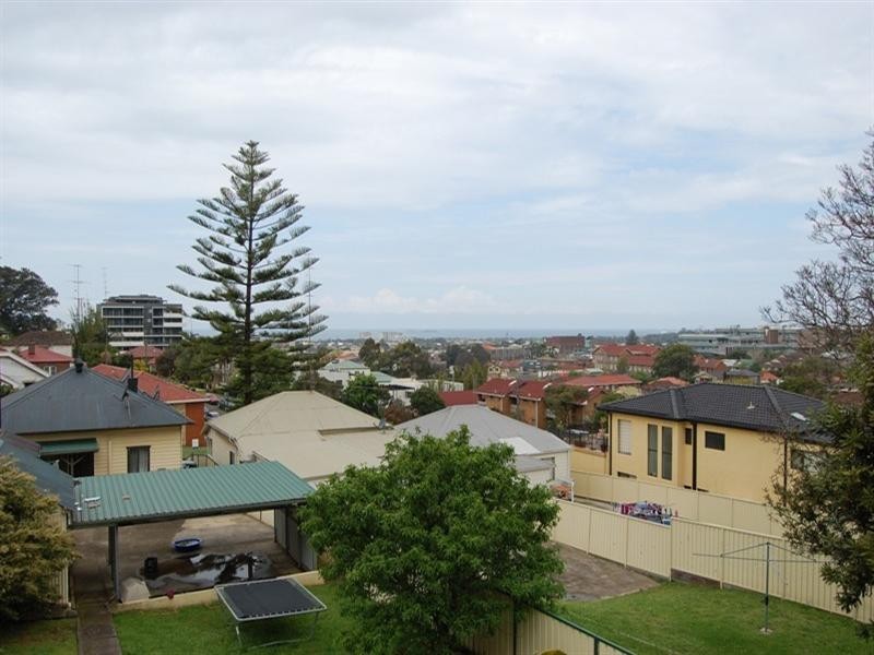 3 Staff Street, Wollongong NSW 2500