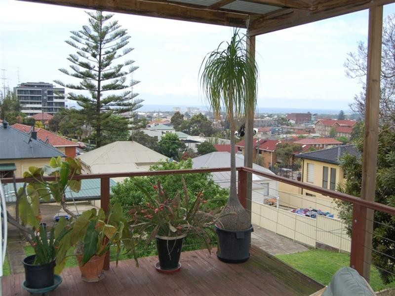 3 Staff Street, Wollongong NSW 2500