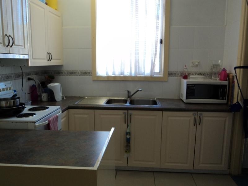 18 Cambridge Street, Berkeley NSW 2506