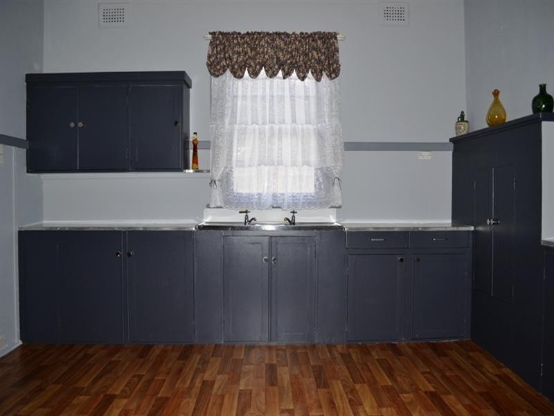 1 Jutland Avenue, Wollongong NSW 2500