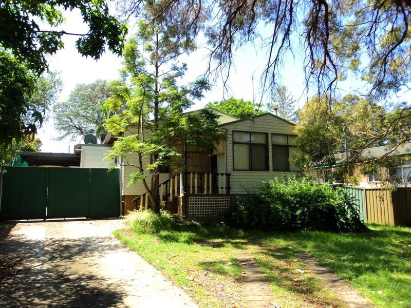 14 Thornbury Avenue, Unanderra NSW 2526