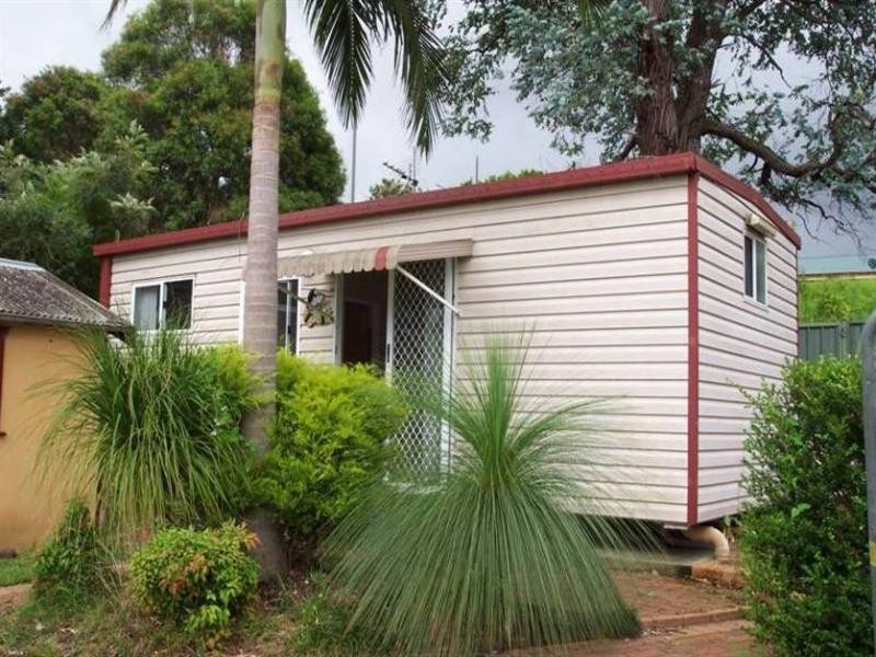 14 Thornbury Avenue, Unanderra NSW 2526