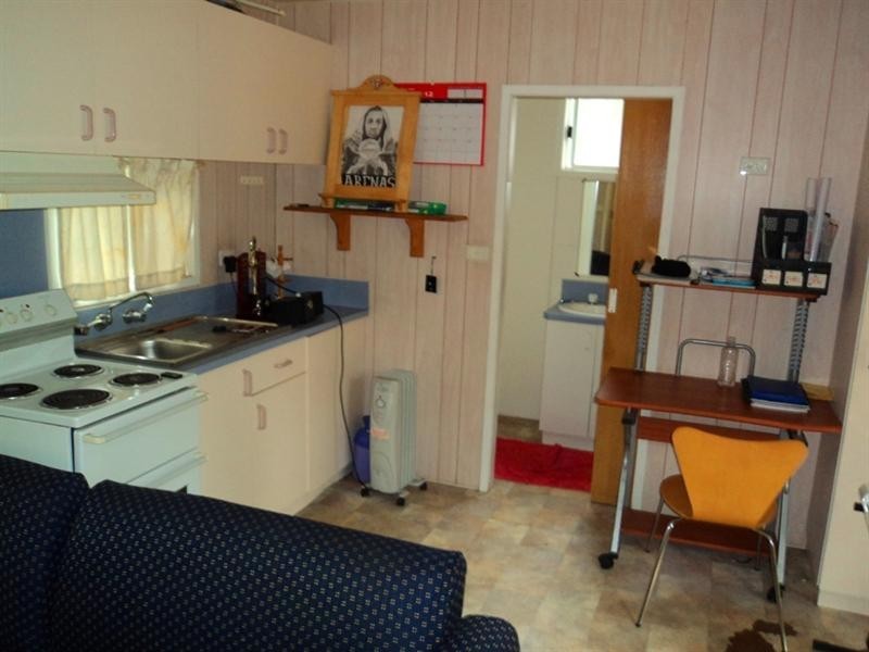 14 Thornbury Avenue, Unanderra NSW 2526