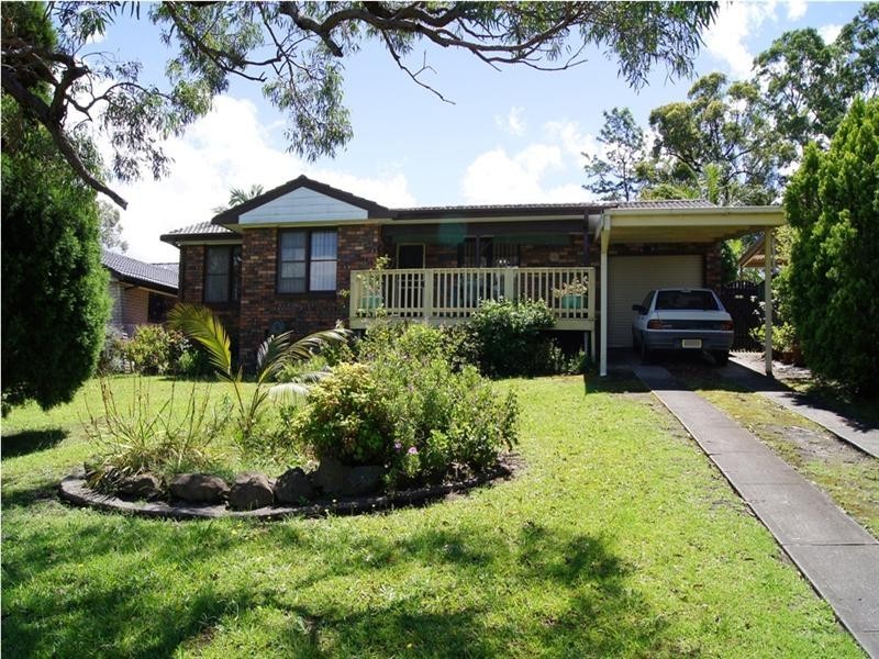 12 Ben Nevis Road, Farmborough Heights NSW 2526