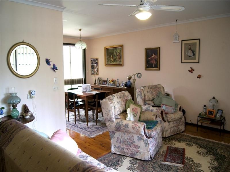 12 Ben Nevis Road, Farmborough Heights NSW 2526