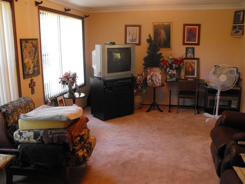 14 Bruce Street, Unanderra NSW 2526