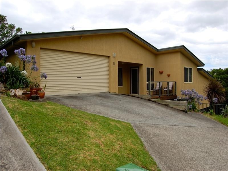 39 River Oak Road, Farmborough Heights NSW 2526