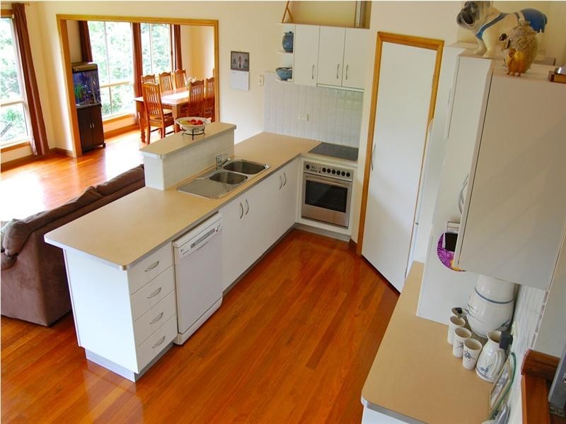 39 River Oak Road, Farmborough Heights NSW 2526