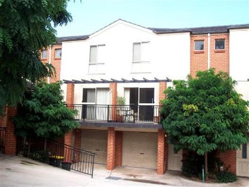 12/35 Bridge Street, Coniston NSW 2500