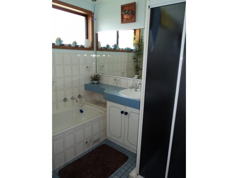 36 Huxley Drive, Horsley NSW 2530