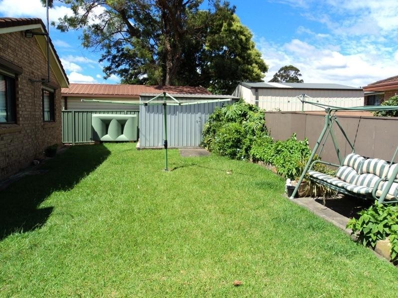 36 Huxley Drive, Horsley NSW 2530