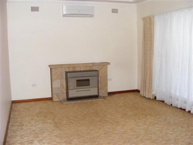 2 Bulwarra Street, Keiraville NSW 2500