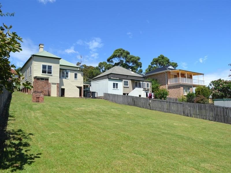 10 Urunga Parade, Wollongong NSW 2500