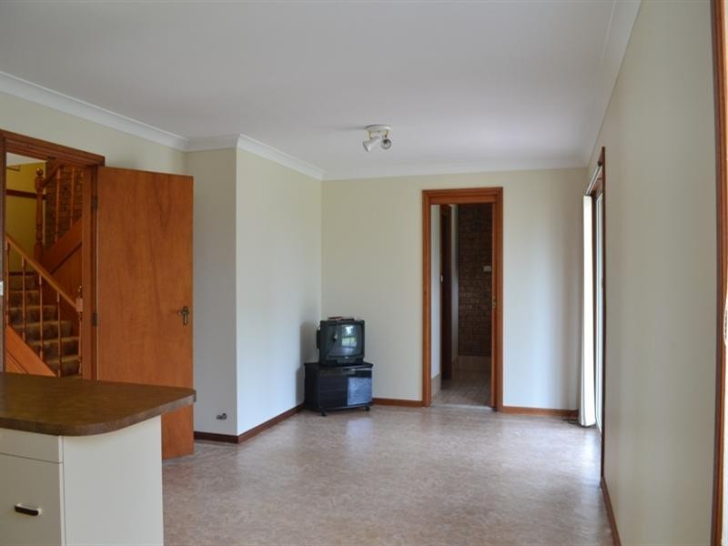 5 Antrim Avenue, Warilla NSW 2528