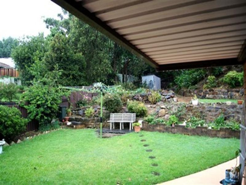 4 Edgebury Avenue, Figtree NSW 2525