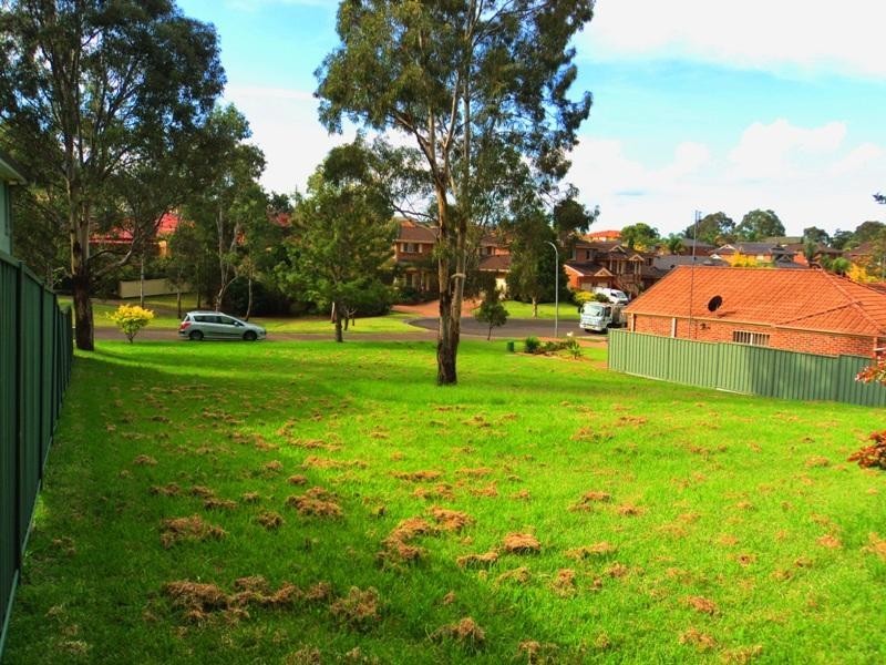 27 Carlon Crescent, Farmborough Heights NSW 2526