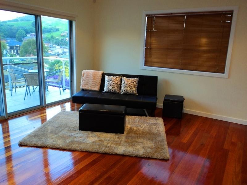 2 Scenic Place, Berkeley NSW 2506
