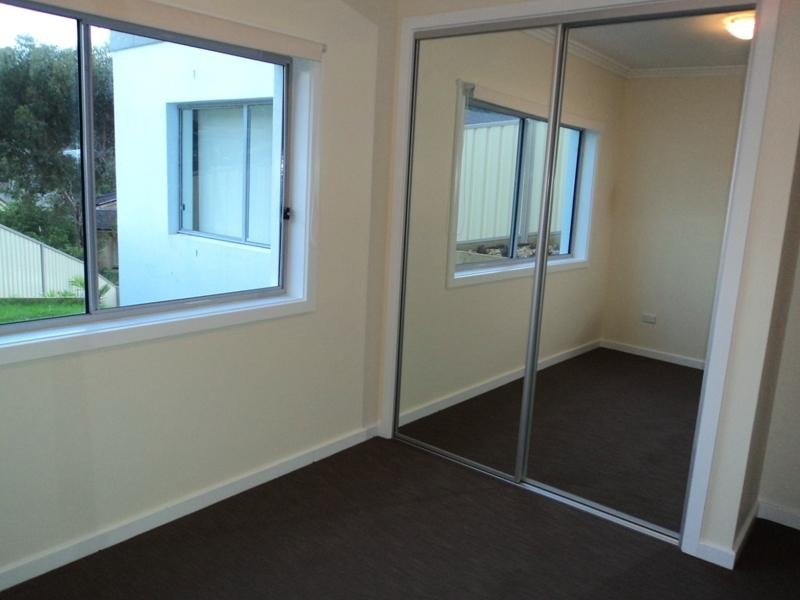 2 Scenic Place, Berkeley NSW 2506