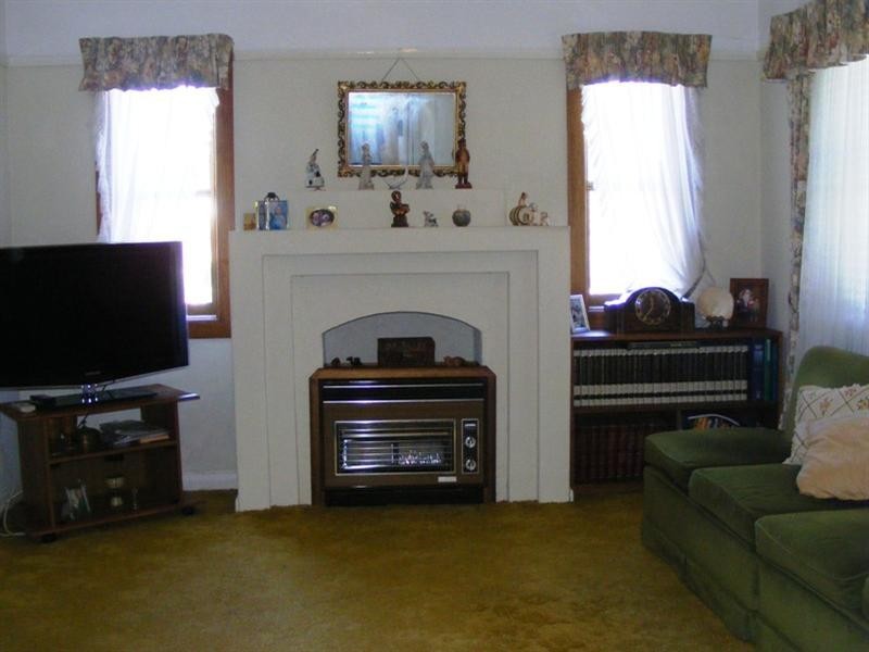 13 Vale Street, Mount Saint Thomas NSW 2500