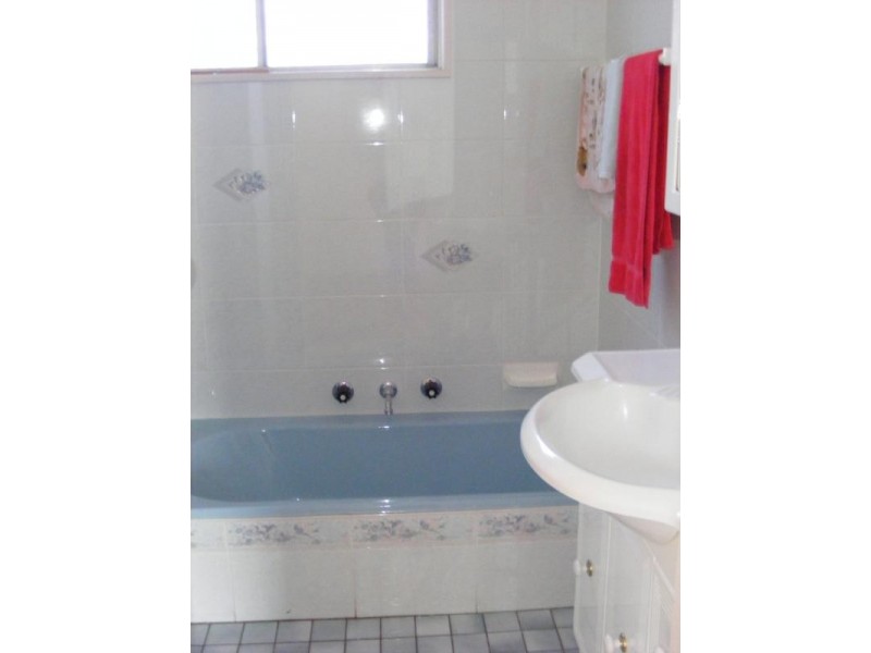 9 Dymock Street, Fairy Meadow NSW 2519