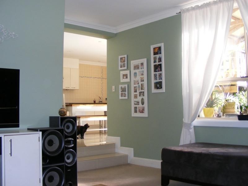 214 Gladstone Avenue, Mount Saint Thomas NSW 2500