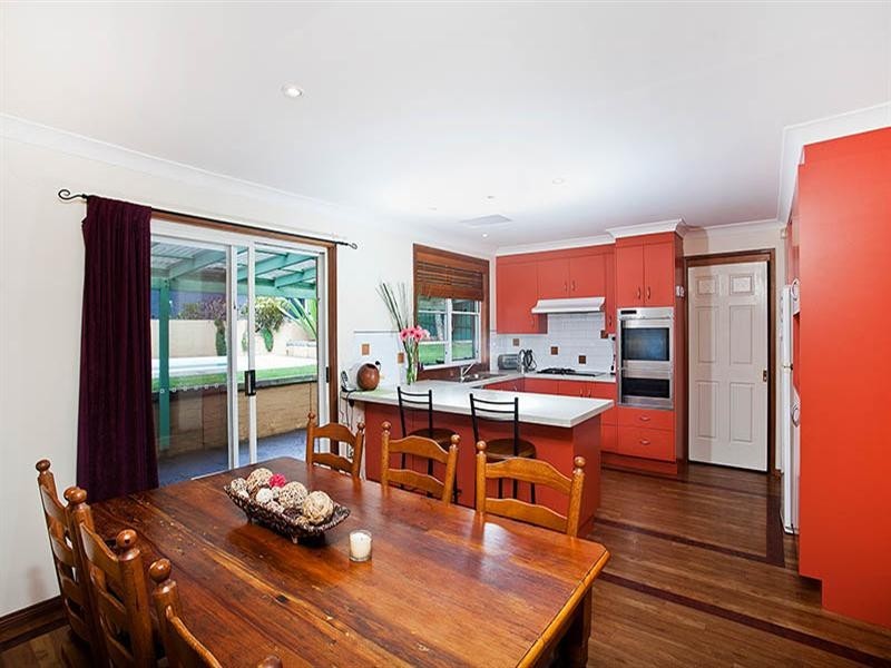 11 Govett Crescent, Figtree NSW 2525