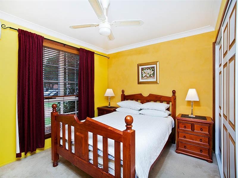 11 Govett Crescent, Figtree NSW 2525