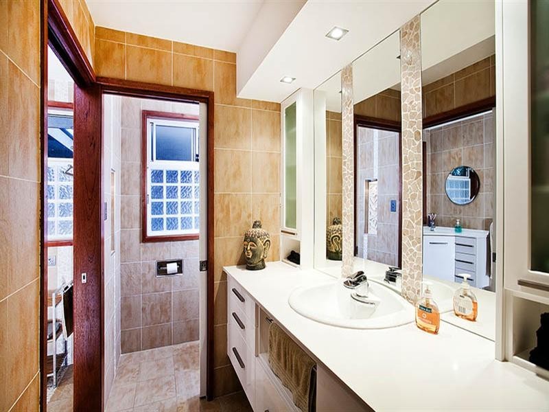 11 Govett Crescent, Figtree NSW 2525