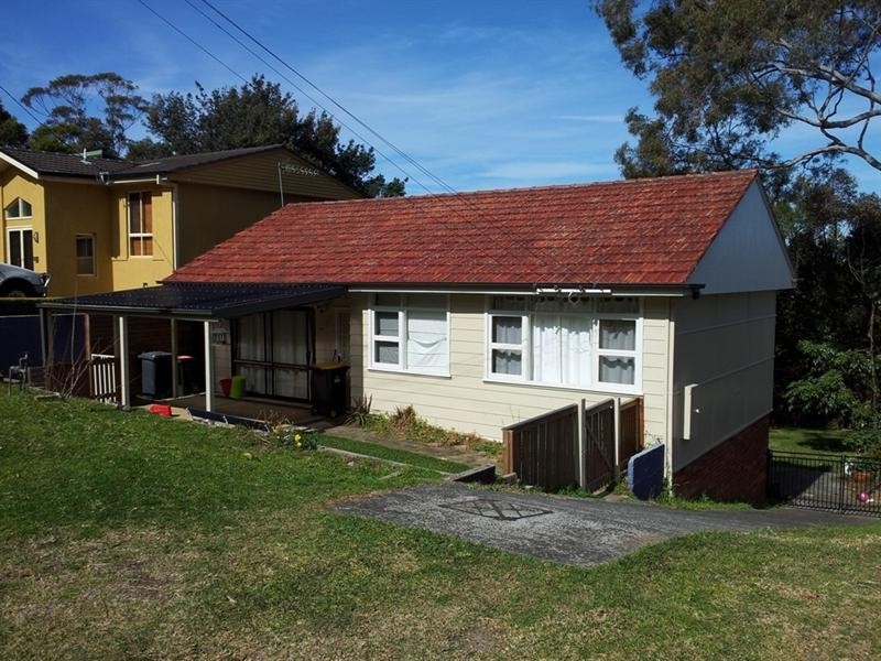 13 Morandoo Avenue, Mount Keira NSW 2500