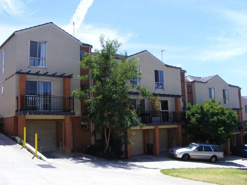 9/35 Bridge Street, Coniston NSW 2500