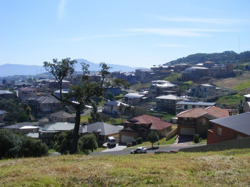 37 Whimbrel Avenue, Lake Heights NSW 2502