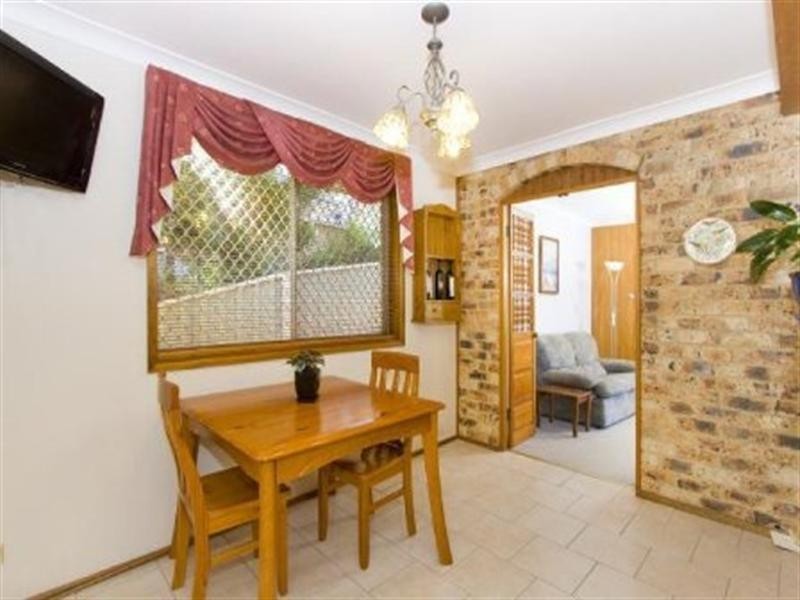 9 Jacaranda Avenue, Figtree NSW 2525