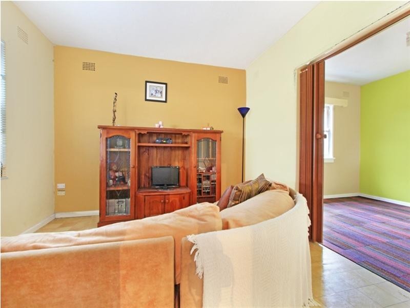 53 Denise Street, Lake Heights NSW 2502