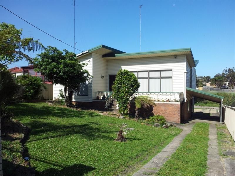 73 Denise Street, Lake Heights NSW 2502