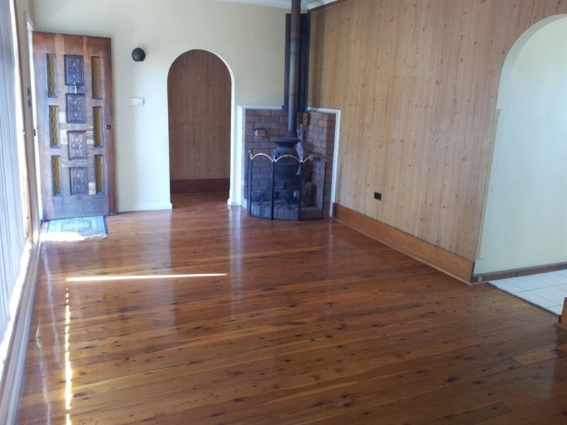 73 Denise Street, Lake Heights NSW 2502