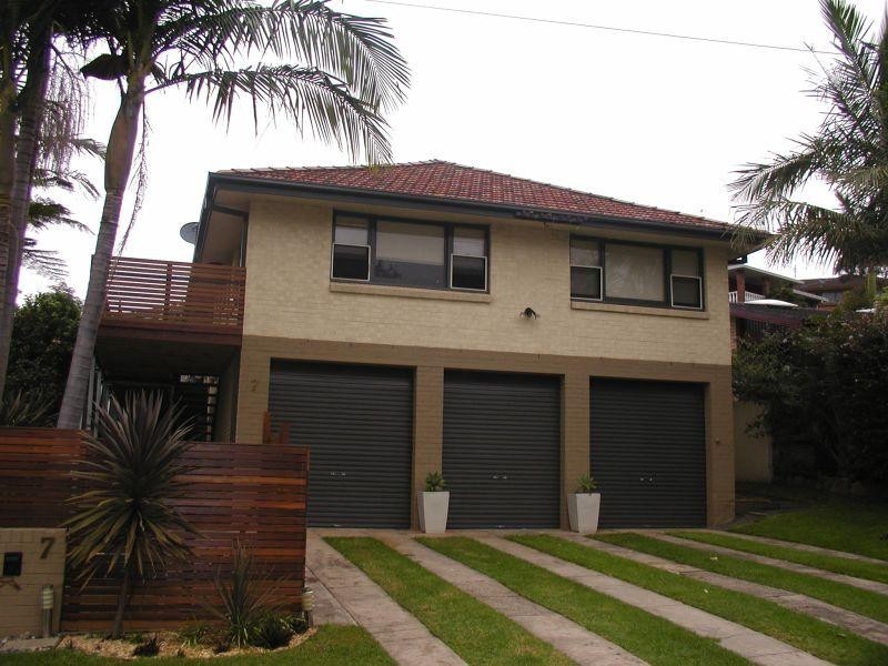 5/7 Kelvin Road, Coniston NSW 2500