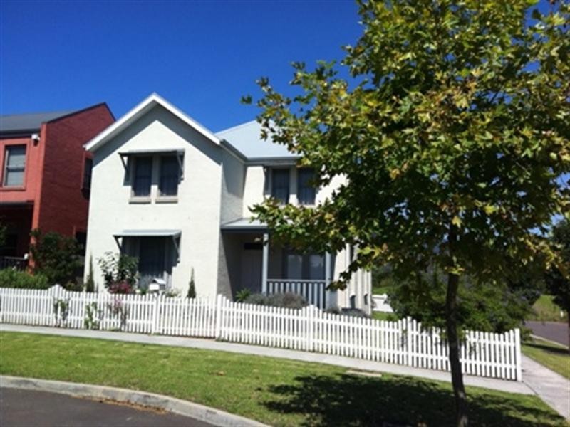 38 Broughton Avenue, Tullimbar NSW 2527