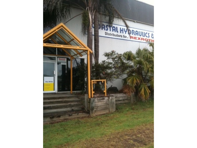 Unit3/2 Lady Penrhyn Drive, Unanderra NSW 2526