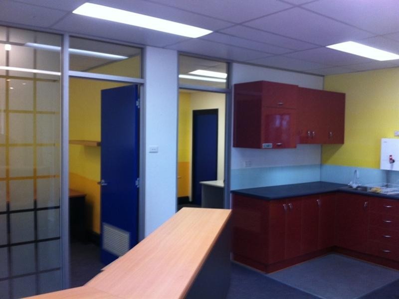 Suite 1/2 Lady Penrhyn Drive, Unanderra NSW 2526