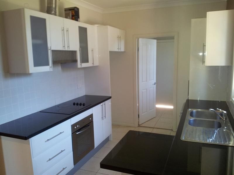 1 Karmal Street, Berkeley NSW 2506