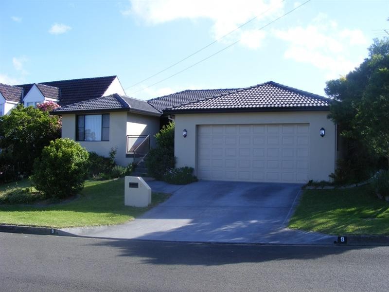 9 Kerrawah Avenue, Figtree NSW 2525