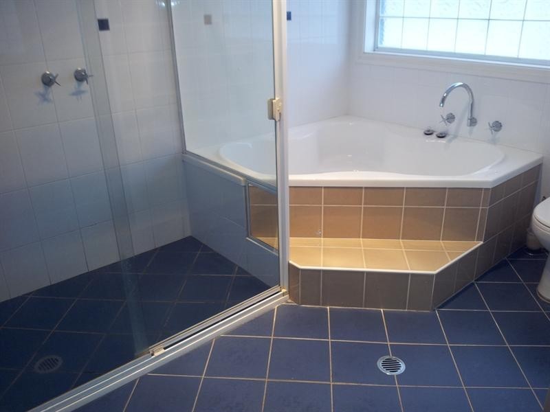 9 Kerrawah Avenue, Figtree NSW 2525