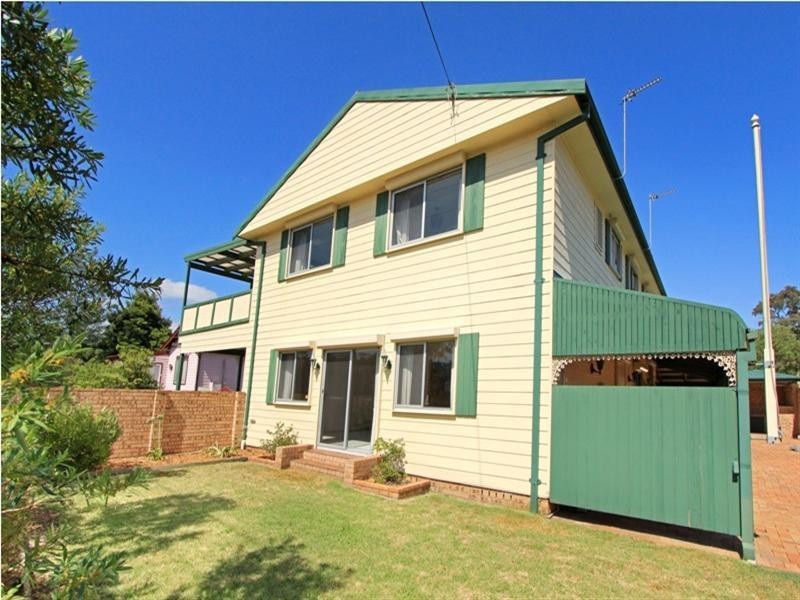61 Marshall Street, Dapto NSW 2530